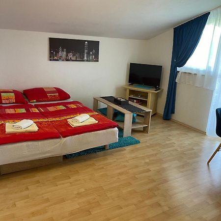Apartments Dora Porec Exterior photo