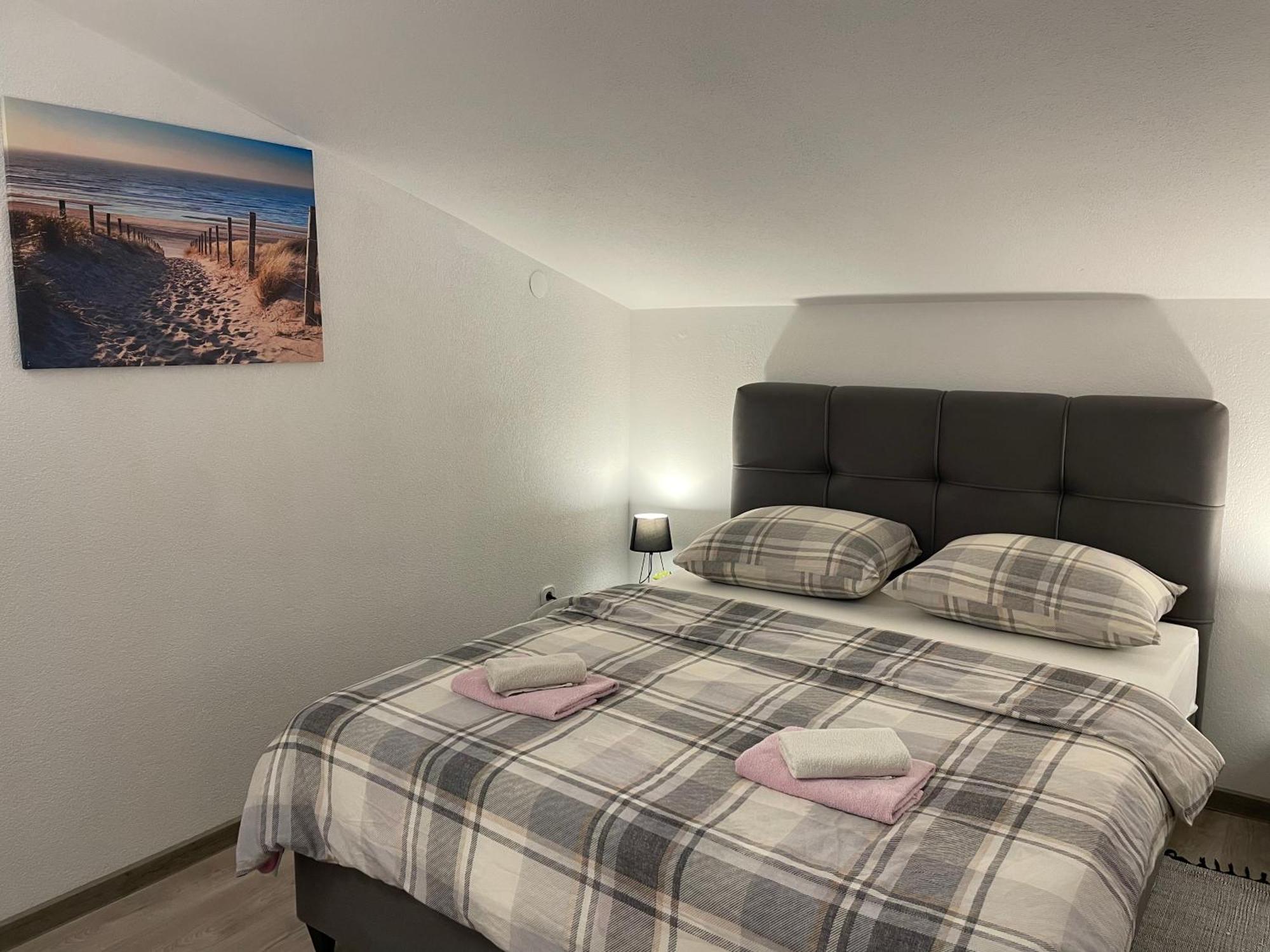 Apartments Dora Porec Exterior photo